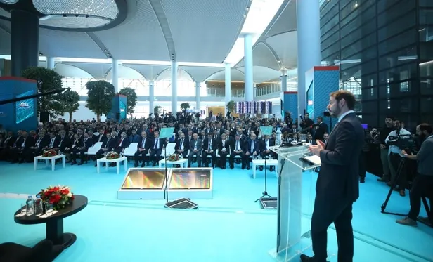 Bakan Berat Albayrak Türkiye 2023 Zirvesi'nde konuştu-4