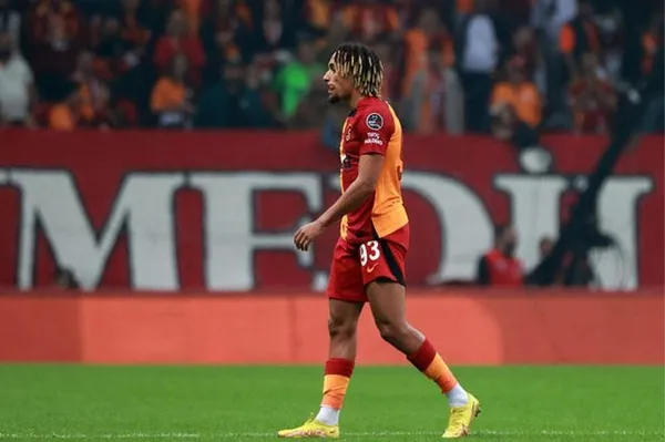 galatasarayin-fransiz-yildizi-sacha-boeye-alman-kancasi-1684104176593.jpeg