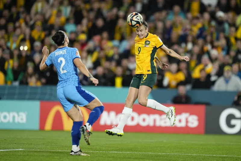 FIFA Kadınlar Dünya Kupası Avustralya İngiltere maçında sapkınlık üçgeni! - 5