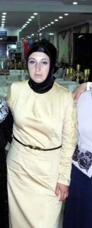 bosanma-asamasindaki-esi-tarafindan-sokak-ortasinda-vahsice-katledildi-5-yil-once-ciftin-cocuklari-eltisi-tara-1643027343527.jpg Boşanma aşamasındaki eşi tarafından sokak ortasında vahşice katledildi! 5 yıl önce çiftin çocukları eltisi tarafından kuyuya atılarak öldürüldü-5