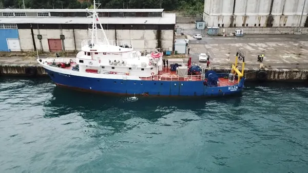 son-dakika-marmara-denizindeki-musilaj-deniz-salyasi-istilasindan-sevindirici-haber-30-metreye-sikisti-uremesi-ve-buyumesi-biraz-durdu-1624960943127.jpg SON DAKİKA: Marmara Denizi'ndeki müsilaj (deniz salyası) istilasından sevindirici haber: 30 metreye sıkıştı üremesi ve büyümesi biraz durdu-6