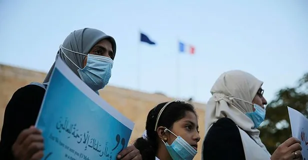 İsrail işgâli altındaki Kudüs’te, Fransa ve Macron’un İslam karşıtlığı protesto edildi: Ona dokunulmasını asla kabul etmiyoruz