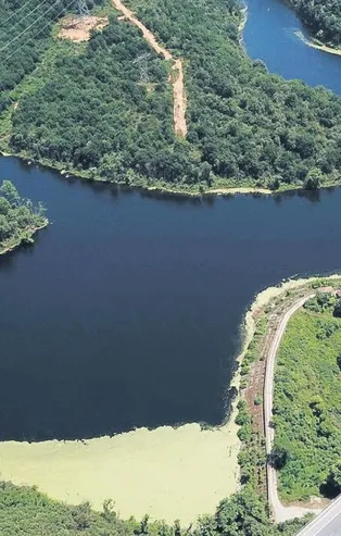 CHP’li İBB yönetiminde Haliç karardı Elmalı Barajı'nı pislik kapladı