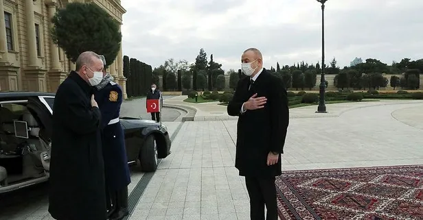 SON DAKİKA: Başkan Erdoğan Aliyev tarafından törenle karşılandı