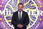 TDK Güncel Türkçe Sözlük'te yer alan tüm maddeler arasında, hangi ünlü harfle başlayanların toplam sayısı en azdır?