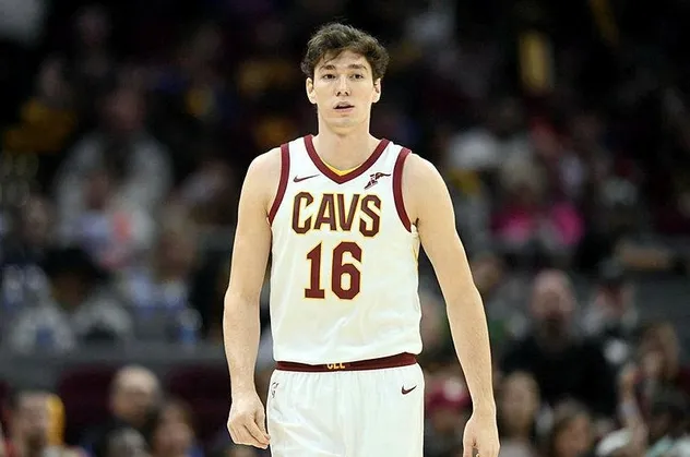 Cedi Osman'dan Elazığ’daki deprem mağdurlarına 385 bin TL