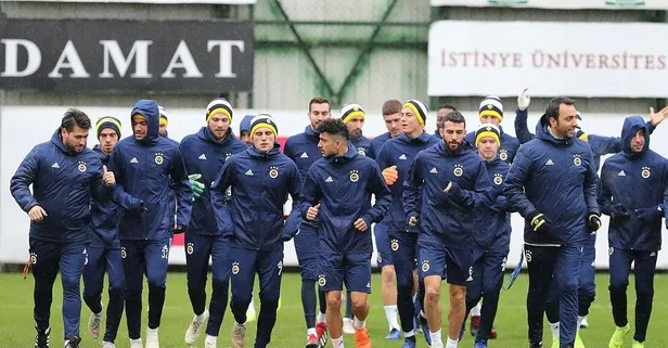 F.Bahçe topbaşı yapıyor