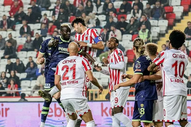 Altın değerinde 3 puan Ankaragücü'nün | Antalyaspor 0-2 MKE Ankaragücü (MAÇ SONUCU-ÖZET)-3