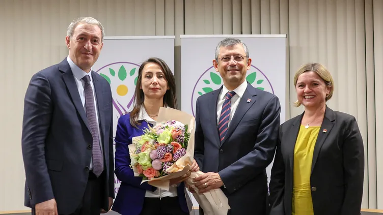 Son dakika: DEM'den CHP'ye iade-i ziyaret! Kirli pazarlığın ana gündemi İstanbul