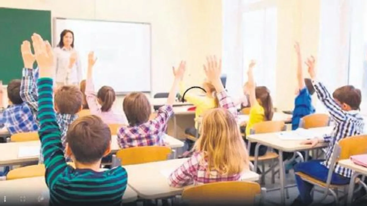 Okul kıyafetleri tek tip oluyor! 4 yıl boyunca değiştirilemeyecek