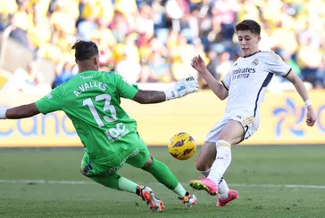 Arda ilk golüne çok yaklaştı! İşte o anlar