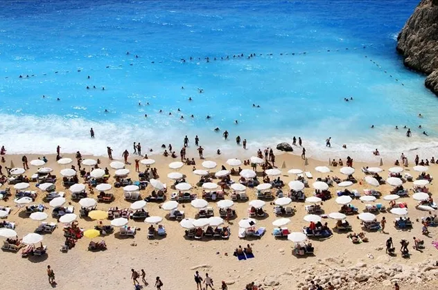 2 milyon turist yola çıkıyor! Ramazan Bayramı'nda 10 milyar liralık hacim bekleniyor