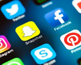 Whatsapp, Instagram ve Facebook kapalı mı? Neden girilmiyor?