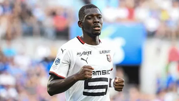 aslandan-traore-harekati-1591662320617.jpeg Galatasaray’dan Hamari Traore harekatı!Kulübü Rennes ile masaya oturuldu-2