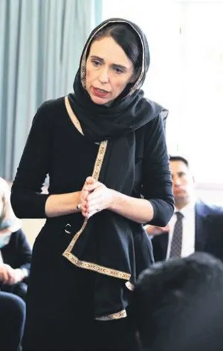 Yeni Zelanda'da terör kurbanları için iki dakikalık saygı duruşu