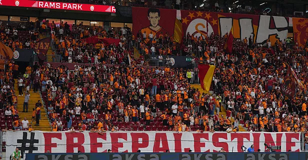 Rams Park'ta Filistin'e destek pankartları