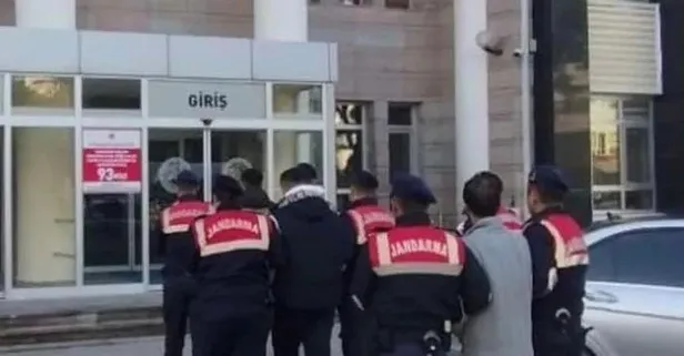 Aydın Kuşadası'nda Yunan adasına kaçma hazırlığındaki 2 göçmen ve 3 organizatör yakalandı