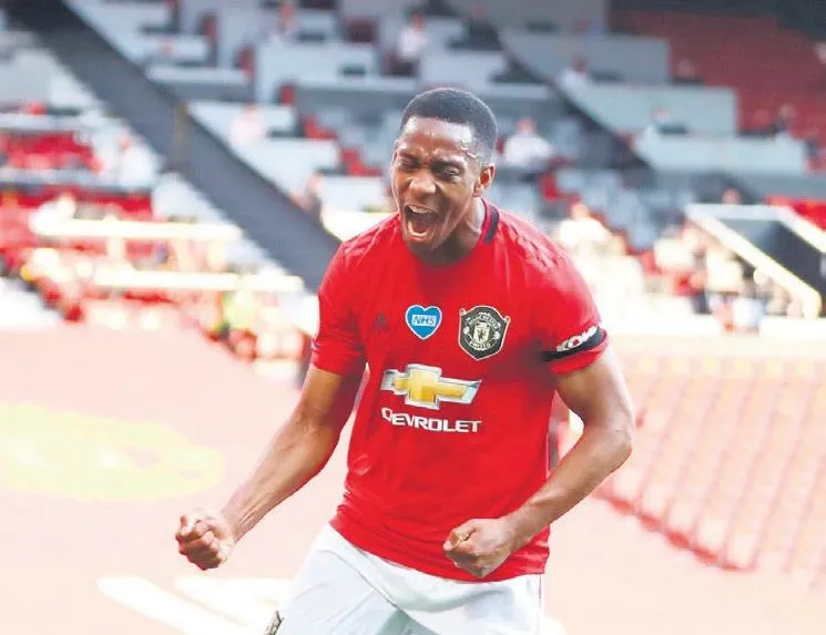 Aslan’dan Martial hamlesi