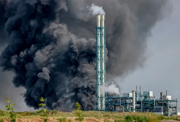 son-dakika-almanya-leverkusende-cop-toplama-tesisinde-patlama-yuksek-tehlike-uyarisi-yapildi-1627379938049.jpg SON DAKİKA: Almanya Leverkusen'de çöp toplama tesisinde patlama! Yüksek tehlike uyarısı yapıldı-7