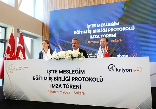 kalyon-pv-ile-meb-arasinda-is-birligi-genclere-istihdam-garantili-firsat-1657199889651.jpg Kalyon PV ile MEB arasında iş birliği! Gençlere istihdam garantili fırsat-2