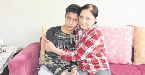 Sürekli kaşınıyor