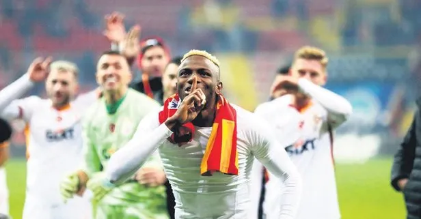Victor Osimhen saha dışında da kral!