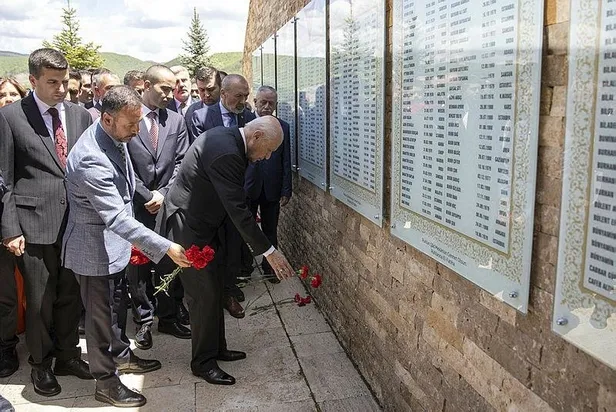 mhp-genel-baskani-devlet-bahceliden-ulkucu-sehitleri-anma-gunu-programinda-onemli-aciklamalar-1685192592445.jpeg MHP Genel Başkanı Devlet Bahçeli'den 'Ülkücü Şehitleri Anma Günü' programında önemli açıklamalar-2