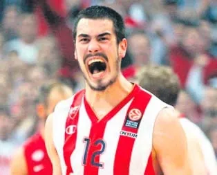 Fenerbahçe Kalınıc’i bitirdi!