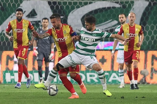 konyaspor-evinde-yeni-malatyasporu-konuk-etti-karsilasmadan-gol-sesi-cikmadi-1638818971925.jpeg Konyaspor evinde Yeni Malatyaspor'u konuk etti! Karşılaşmadan gol sesi çıkmadı-7