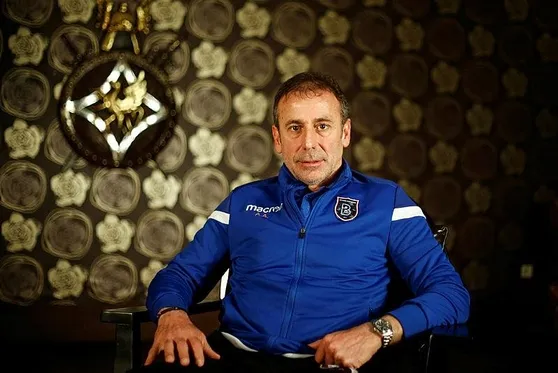 Fenerbahçe ve Başakşehir arasında yılın takası! Slimani Başakşehir’e, Adebayor Fener'e-2