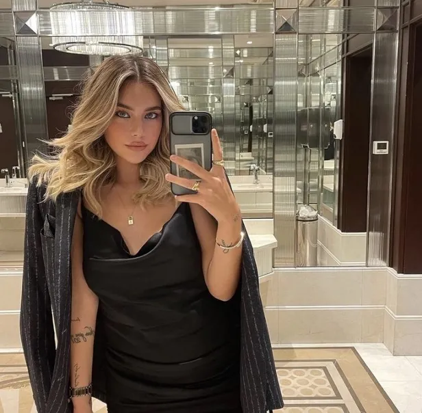 Acun Ilıcalı 'kimseyi burada zorlu tutmuyoruz' dedi Aycan Yanaç'ın eline bavulunu verdi! Naz yaptı bezdirdi Survivor'da diskalifye-9