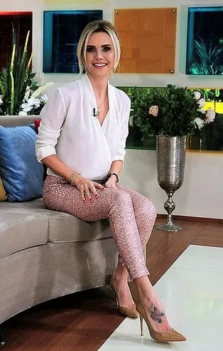 Ece Erken çark etti!