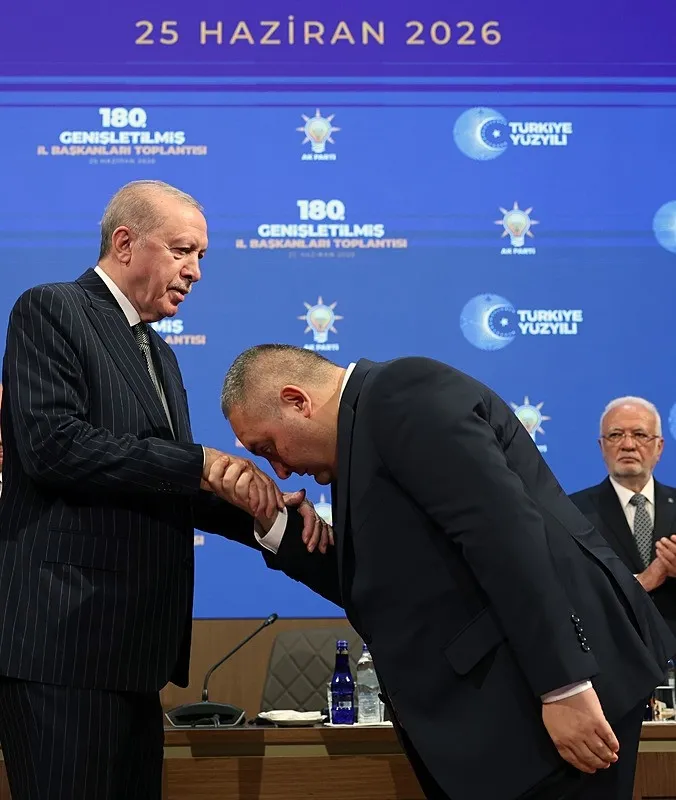 baskan-erdogandan-belediye-baskanlarina-sosyal-medya-uyarisi-tasvip-etmemiz-asla-mumkun-degildir-1782396931019.jpeg Başkan Erdoğan'dan belediye başkanlarına sosyal medya uyarısı: "Tasvip etmemiz asla mümkün değildir"-10