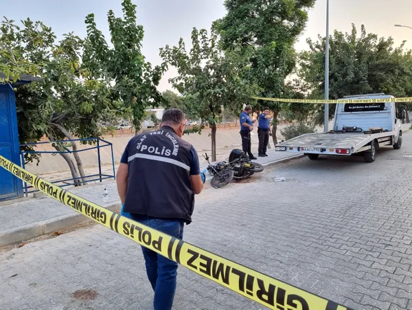 motosiklette-silahli-saldiriya-ugradi-hayatini-kaybetti-1663653553453.jpg Motosiklette silahlı saldırıya uğradı hayatını kaybetti-9