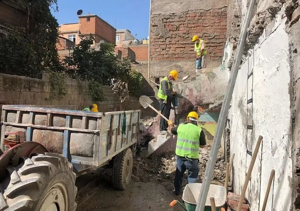 20-yil-sonra-kandilin-siyasi-kanadindan-kurtuldu-ak-partiye-gecti-ilcede-buyuk-degisim-basladi-1601973069312.jpg 20 yıl sonra Kandil'in siyasi kanadından kurtuldu!-2