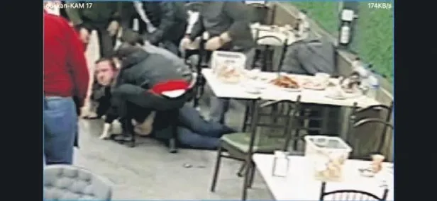 kaza-nedeniyle-aracindan-inen-nedim-senocaka-baska-arac-carpip-kacti-talihsiz-adam-olay-yerinde-hayatini-kaybe-1642629218955.jpeg Kaza nedeniyle aracından inen Nedim Şenocak'a başka araç çarpıp kaçtı! Talihsiz adam olay yerinde hayatını kaybetti-3