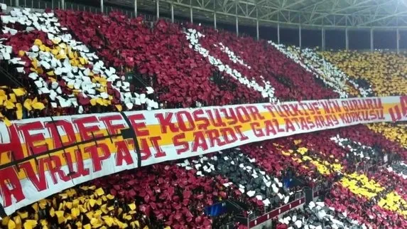 Galatasaray'dan 3 boyutlu koreografi şöleni-2