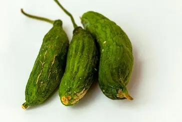 Buzdolabında buruşan salatalıkları çöpe atmayın! Tazeliğini 3 basit yöntemle geri kazanıyor