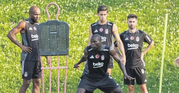 Giovanni van Bronckhorst, Aboubakar ile görüştü: Seni artık düşünmüyorum