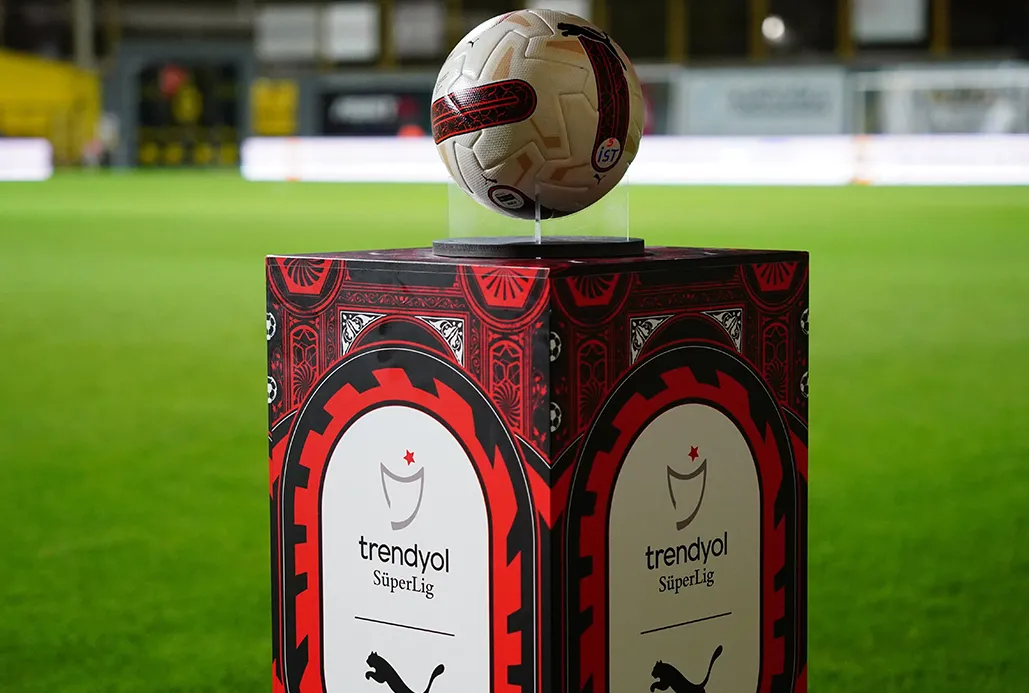 Sivasspor’a 3 dönem transfer yasağı!