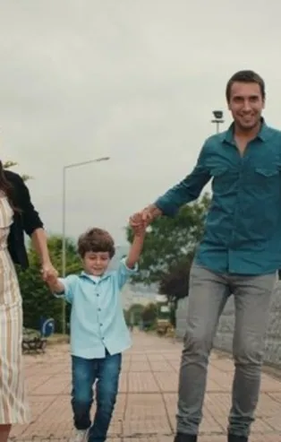 Sen Anlat Karadeniz 59. bölümde Tahir ve Nefes kızları için alışverişe çıkıyor!