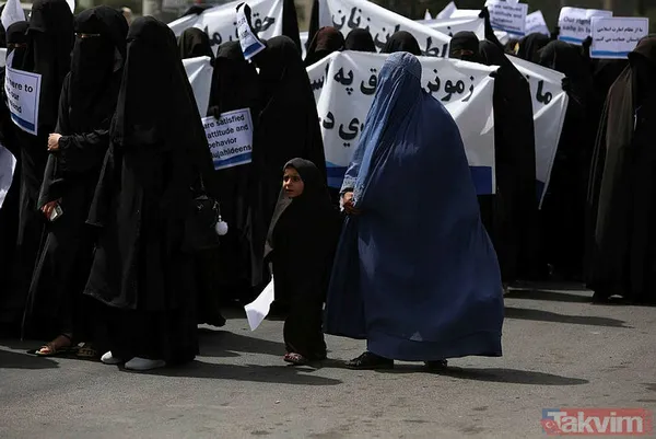 Afgan kadınlar Kabil Eğitim Üniversitesi’nde Taliban’a destek programı düzenledi - 19