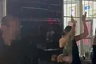 İzmir'de skandal görüntüler! Öğretmenler okul içerisinde kadeh kaldırıp içki içti