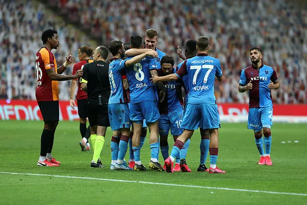 Trabzonspor Avrupa'da da zirveye oynuyor ! Hüseyin Çimşir, Andre Villas-Boas'ı solladı-6