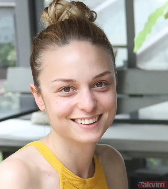 Müge Anlı en doğal hali ile sosyal medyada! Güzelliği ile hayran bırakan Müge Anlı İstanbul turuna çıktı o anları takipçileri ile paylaştı - 20