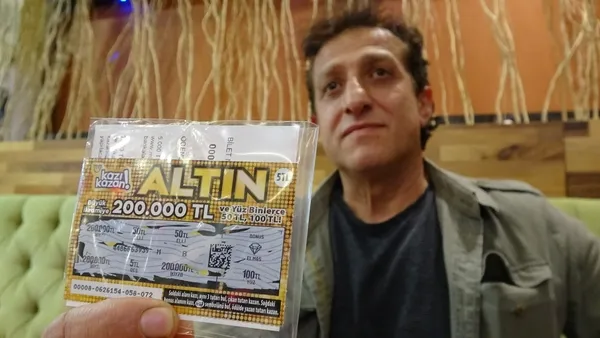 200-bin-lirayi-cope-atan-talihli-son-anda-parayi-kurtardi-1634133757658.jpg
