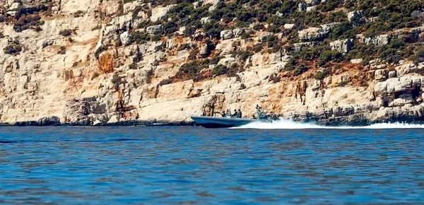 Doğu Akdeniz'de Yunan tahriği! Meis Adaları etrafında silahlı Zodyaklarla...-2