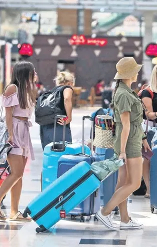 Antalya 15 milyonu aştı