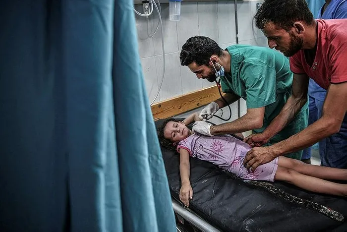 CANLI TAKİP | İşgalci İsrail Gazze'ye 24 gündür ölüm yağdırıyor! Havadan karadan denizden her yerden bombalıyor-15