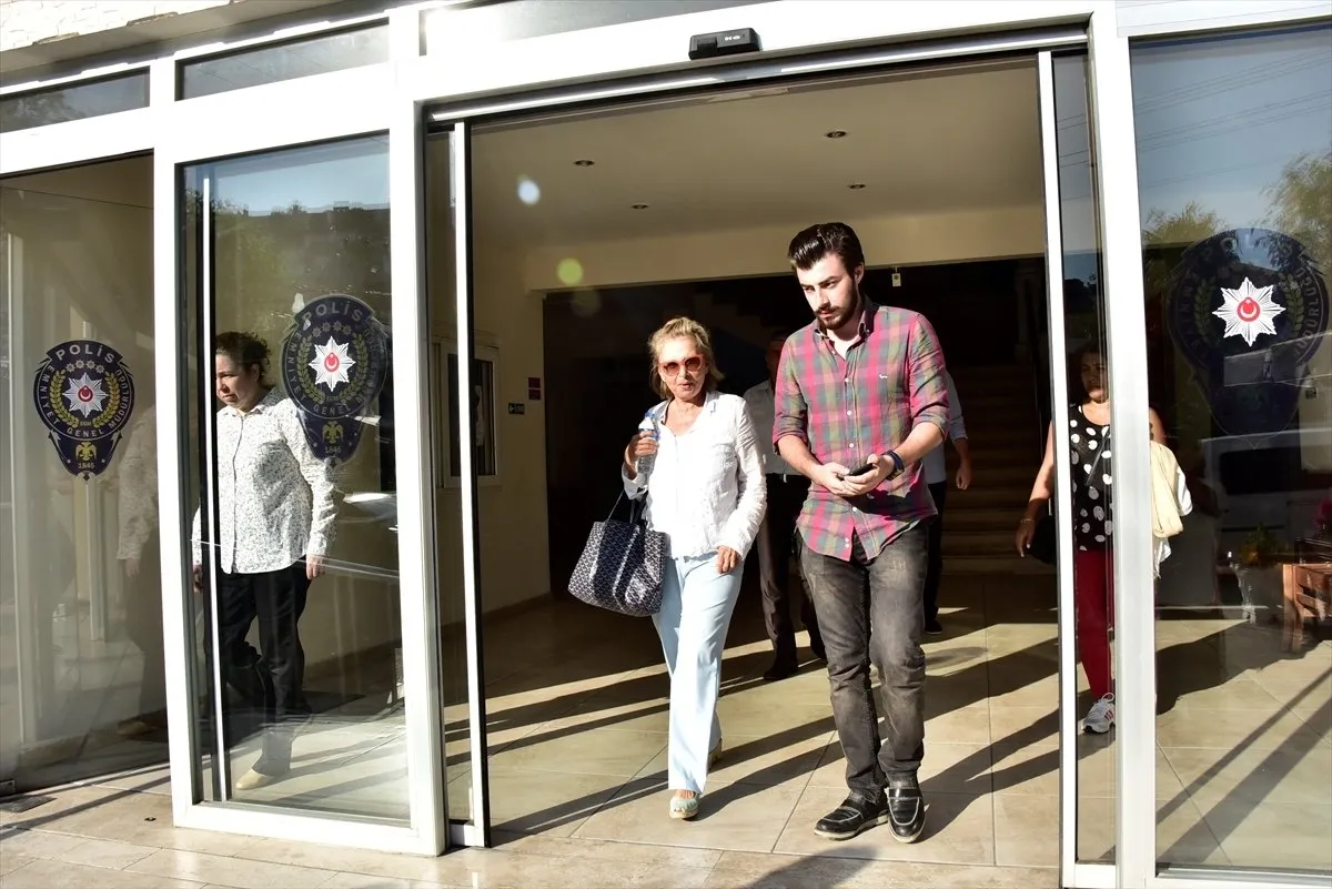 KKTC FETÖ'cü Nazlı Ilıcak için düğmeye bastı
